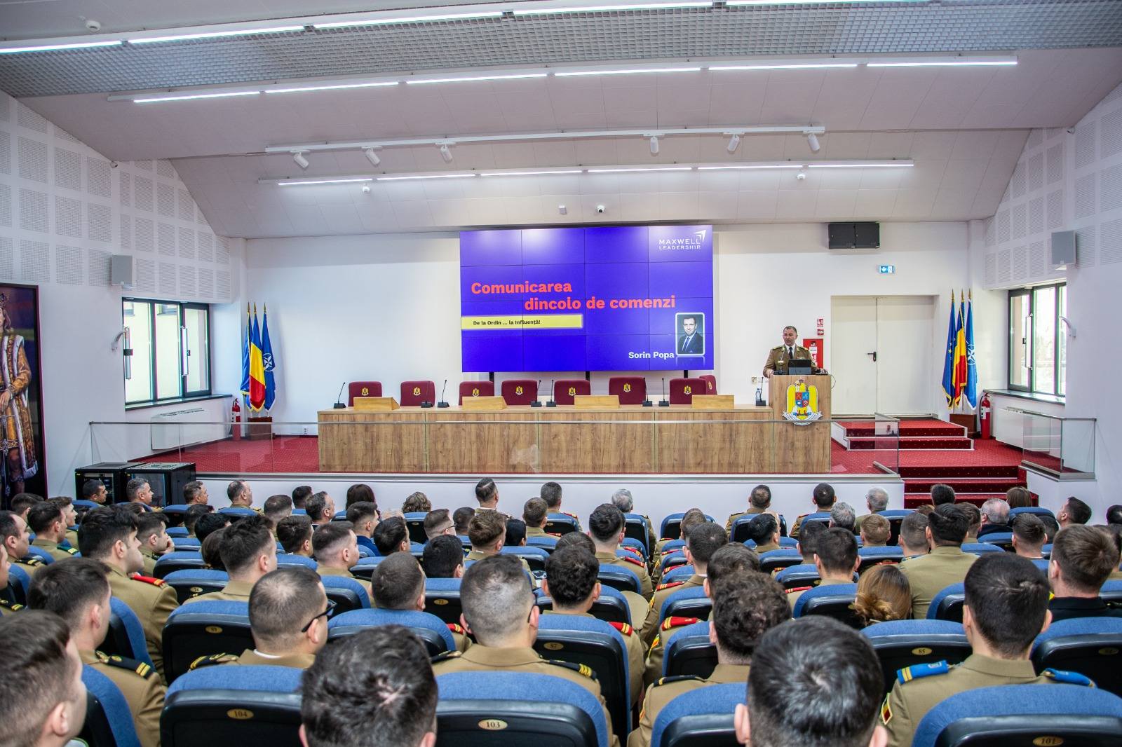 Sala de conferințe a Academiei Militare unde se predă leadership adaptiv