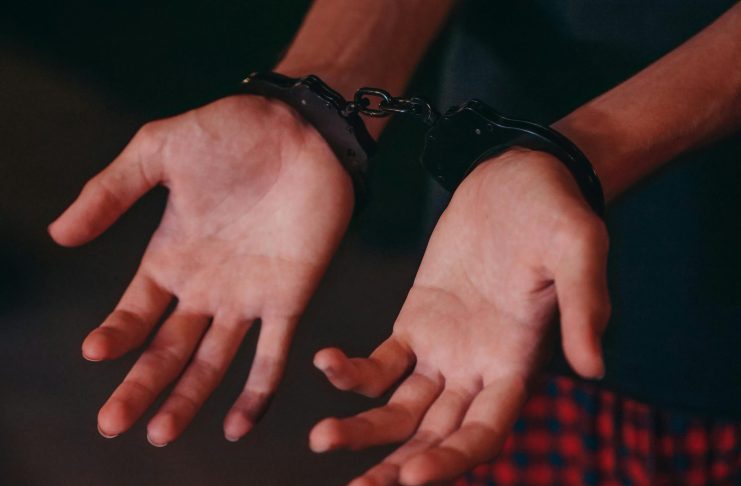 Un bărbat a fost reținut după ce a ignorat ordinul de protecție și s-a apropiat de casa fostei partenere!