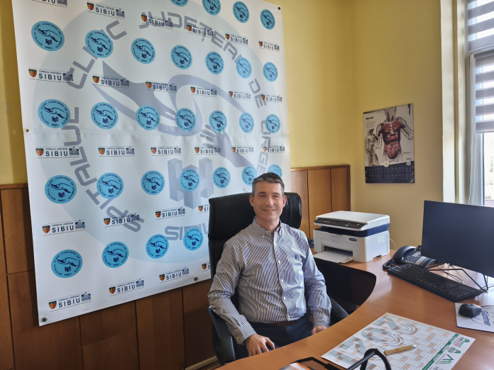 Portret oficial al noului director medical al spitalului, Dr. Dragoș Popescu