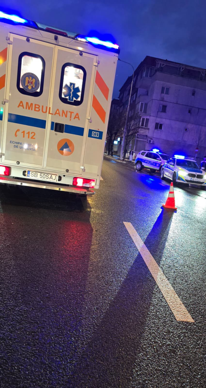 image Locul unui accident pe Bulevardul Vasile Milea cu mașinile implicate în coliziune