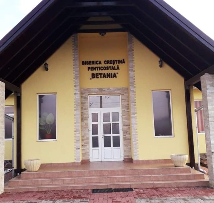 Biserica penticostală din Copșa Mică, locul unde s-a comis furtul.