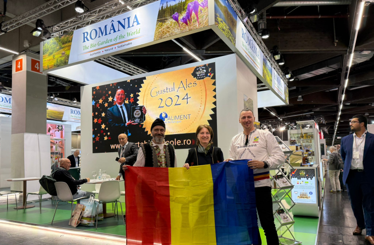 Produse apicole naturale și bio expuse de Herța Bio Apicole la standul de la BIOFACH