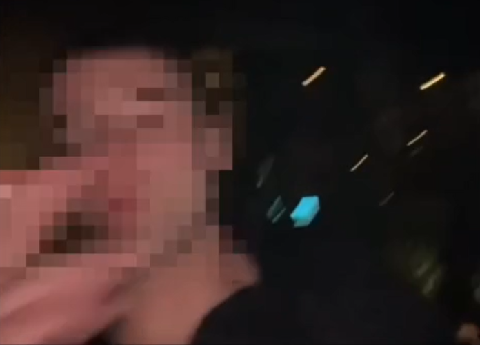 Andrei Oană scandal fumează țigară în club, sfidând legea antifumat