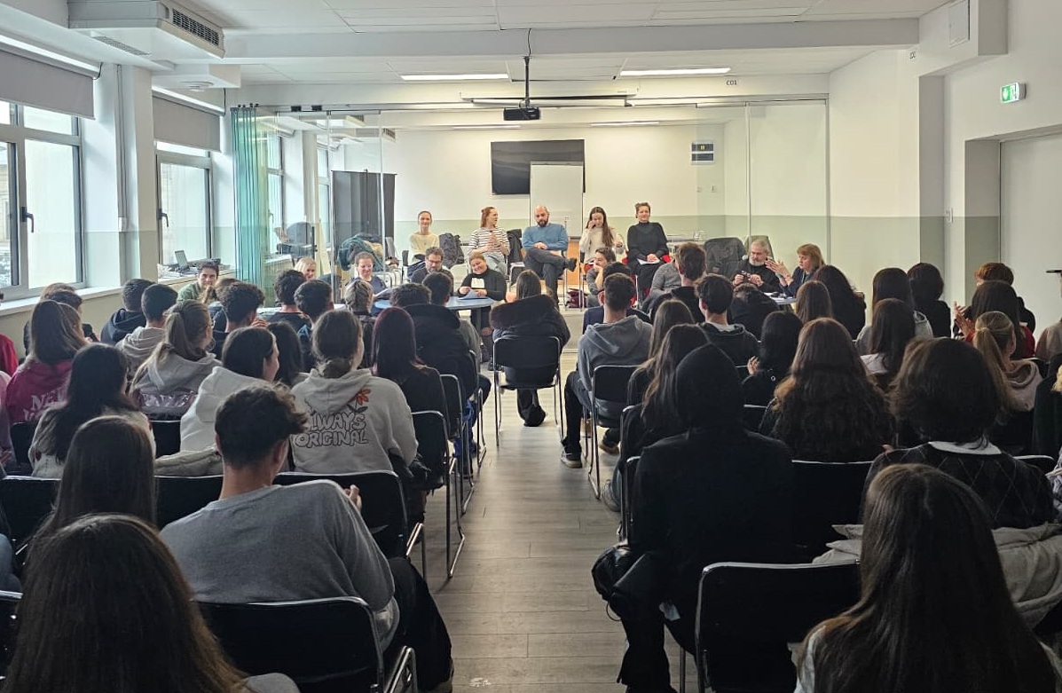 Activități și spectacole organizate de Teatrul Național Radu Stanca