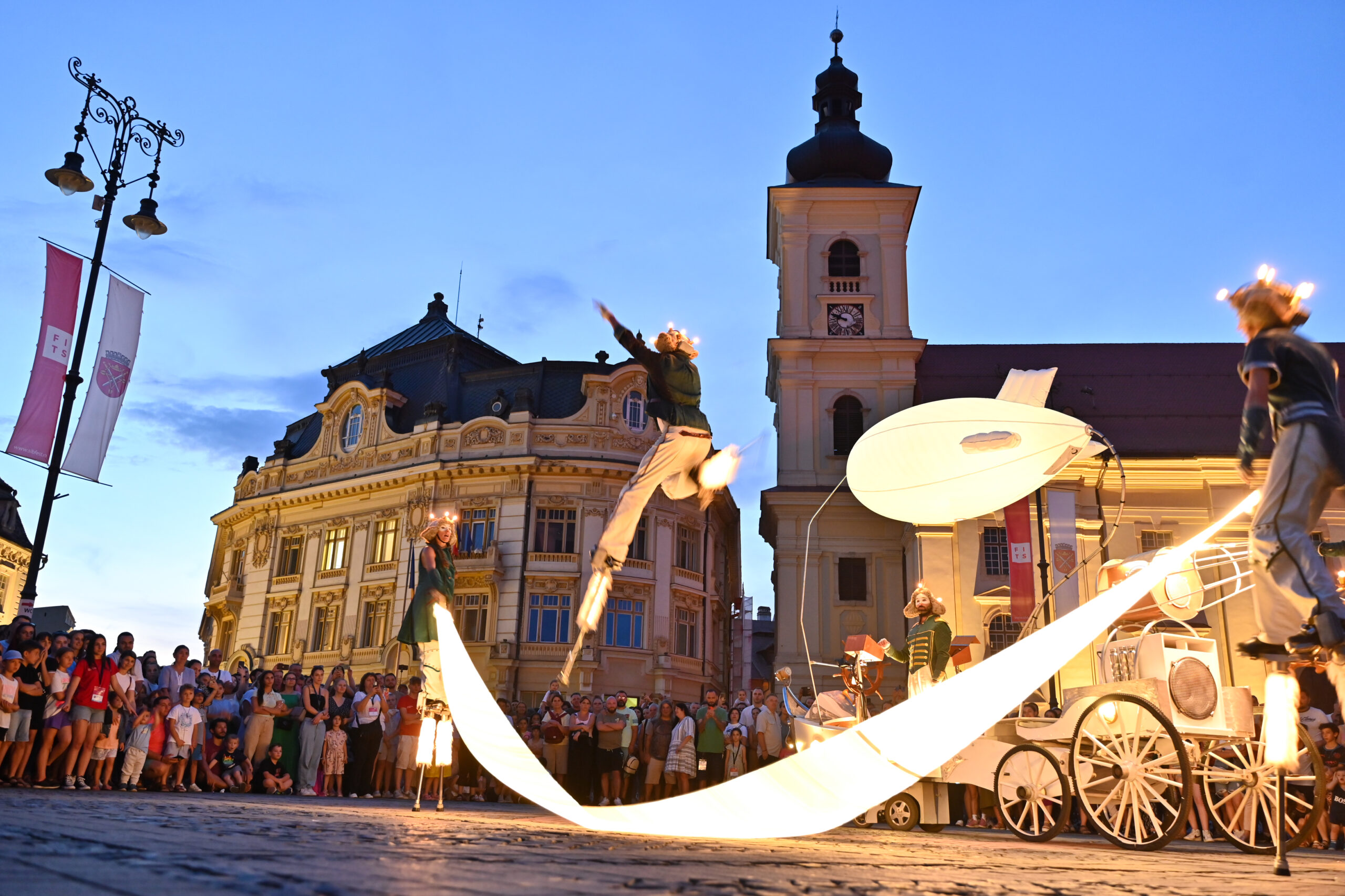 Trupa Tac-O-Tac la open call pentru circ contemporan FITS, spectacol de stradă