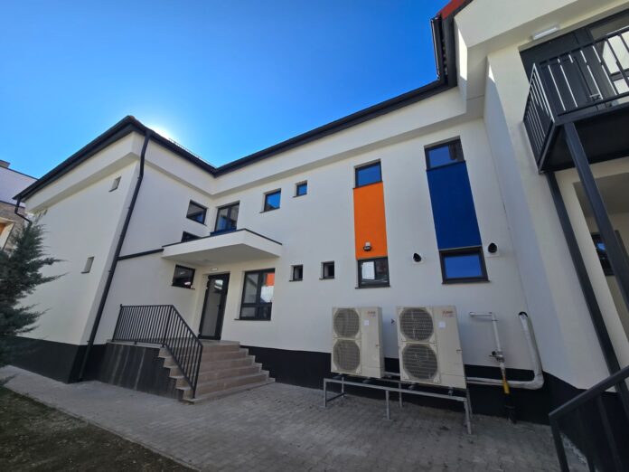 Exteriorul Grădiniței nr. 36 din Țiglari după modernizarea energetică