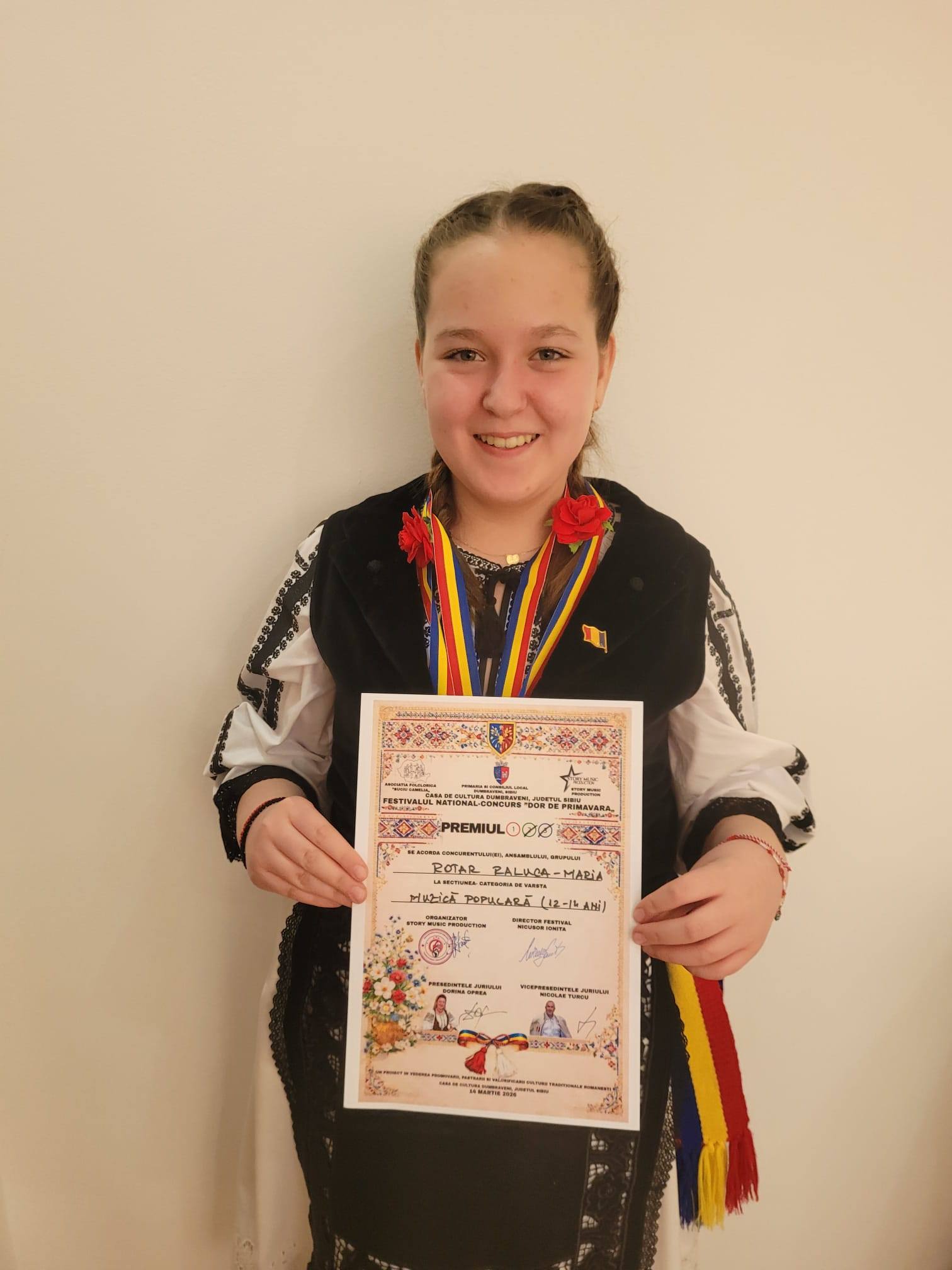 Elevă premiată la concurs muzică populară, Școala Populară de Arte și Meserii Ilie Micu Sibiu