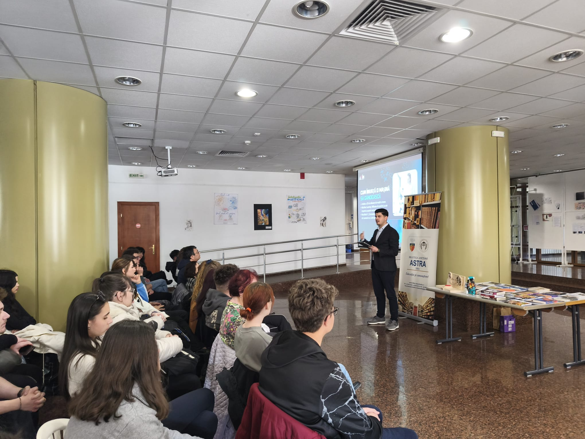 Inteligența Artificială în educație, prezentată de elevi la concursul județean din Sibiu