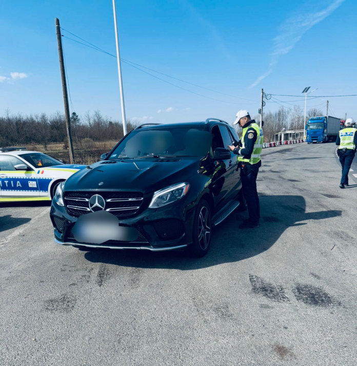image Mașină oprite pe marginea drumului pentru control în cadrul operațiunii RELEU
