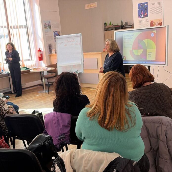 Sala cu participanții la conferința dedicată Zilei Mondiale a Asistenței Sociale