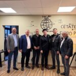 Nicu Ștefănuță, primit cu clopul ciobanilor din Mărginime la întâlnirea cu oierii din Sibiu