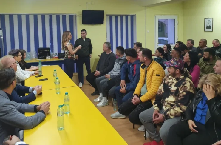 PNL Cisnădie continuă să crească: 31 de noi membri au primit astăzi legitimațiile de partid