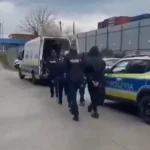 Trei tineri din Rășinari au fost reținuți de polițiști după o serie de furturi în județul Sibiu! VIDEO