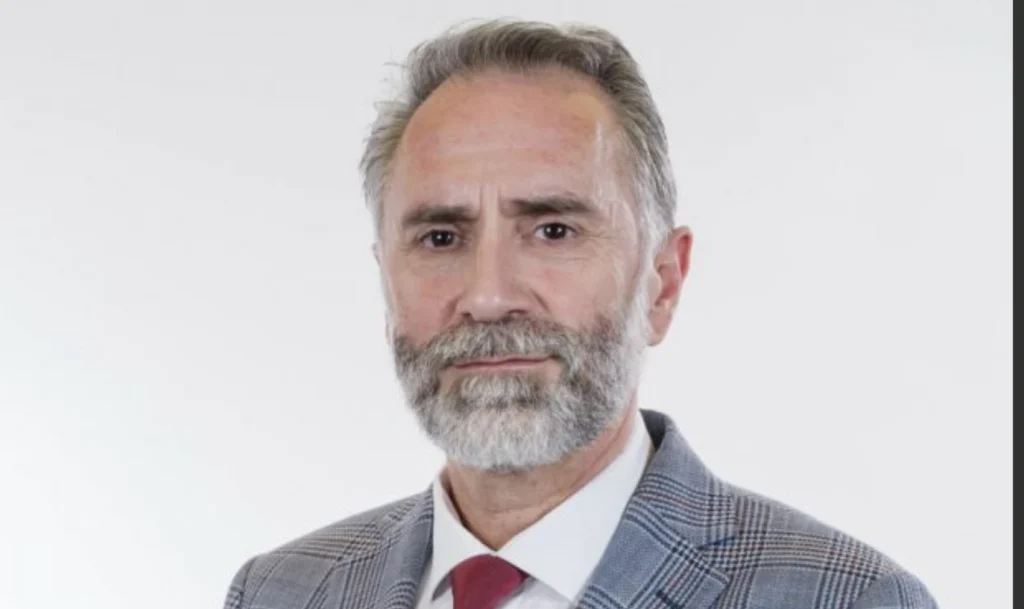 33 Șantier de modernizare Biertan cu utilaje și echipamente pentru rețelele de apă