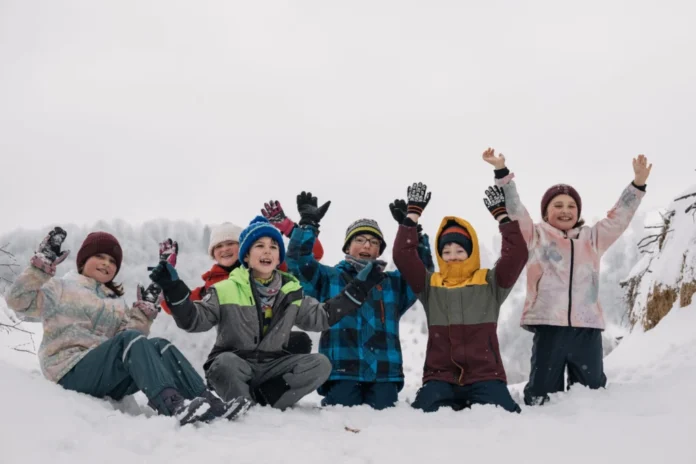 Discuție și planificare în cadrul proiectului Anii Drumeției pentru ecoturism