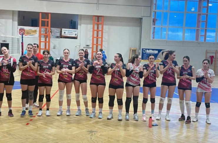 Sibiu, gazda unui turneu semifinal U19 de volei. Champions încheie cu o victorie