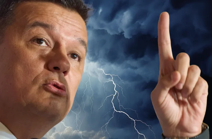 Deputatul USR Sibiu, Adrian Echert, acuză PSD că aruncă România în incertitudine politică