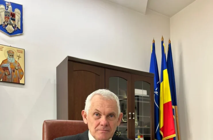 Șase noi titluri de proprietate, semnate de prefectul județului Sibiu