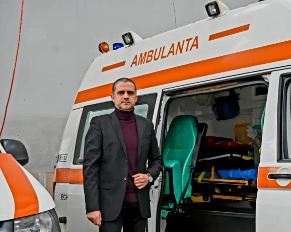 „Ambulanță nouă pentru Spitalul Municipal Sibiu!”, anunță deputatul PSD, Bogdan Trif