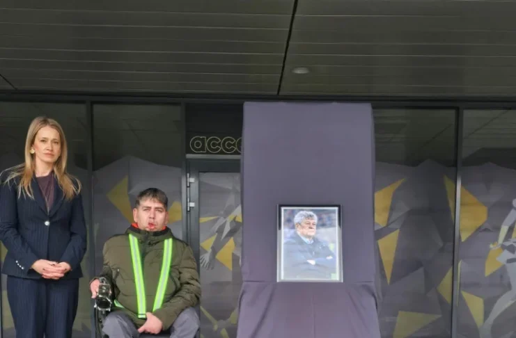 Gest simbolic în memoria legendarului Mircea Lucescu la Stadionul Municipal Sibiu!