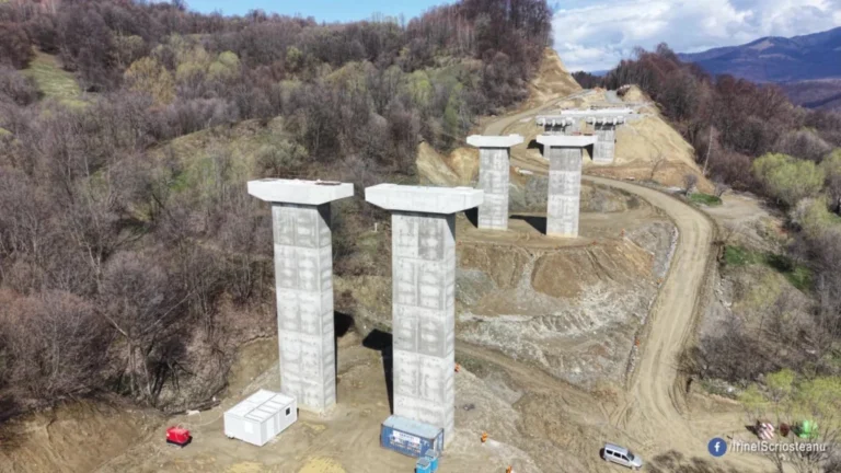 Autostrada Sibiu-Pitești prinde contur în Carpați: progres de 13,5% pe secțiunea Cornetu–Tigveni