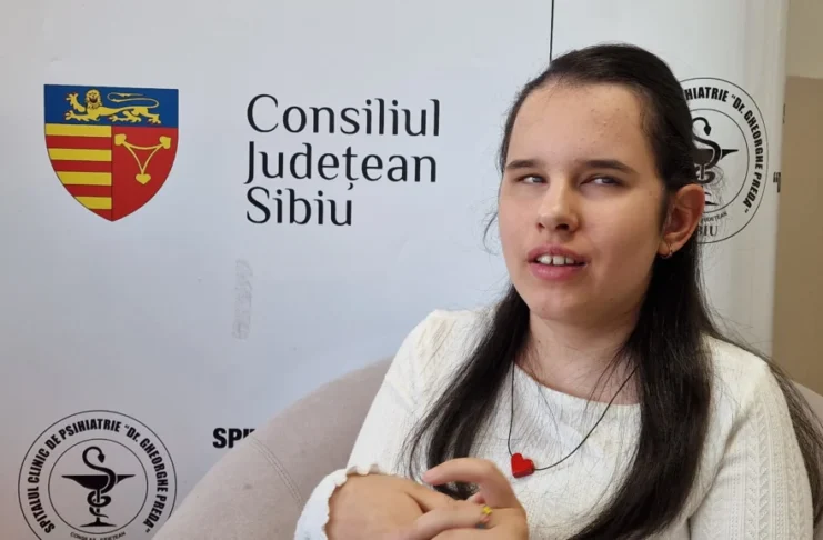 Reluarea podcasturilor Spitalului de Psihiatrie Sibiu: Povestea Alexandrei, adolescenta care „vede” prin muzică