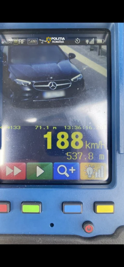 Un bărbat din Ilfov a rămas pieton după ce a condus pe autostrada A1 cu 188 km/h!