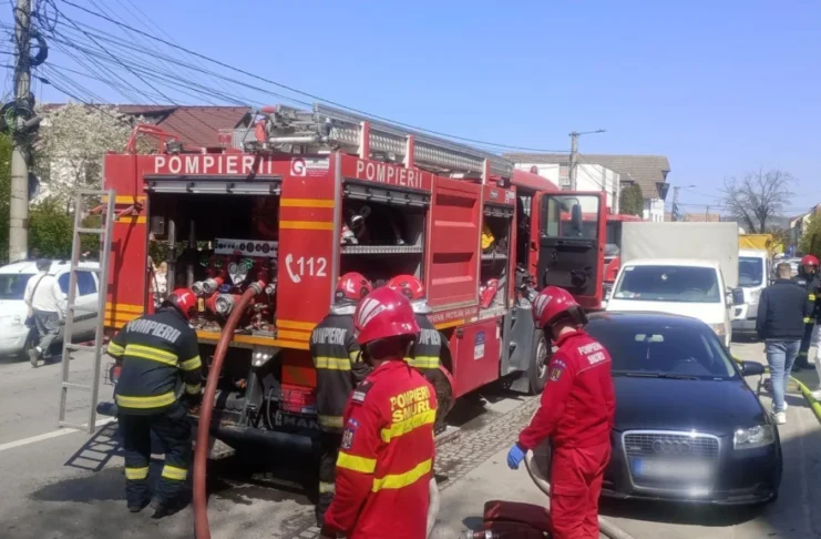 Incendiu pe strada Vasile Aaron: Un apartament a fost cuprins de flăcări!