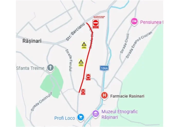 Restricții de circulație pe strada Olarilor din Rășinari, cu bariere și semne de circulație