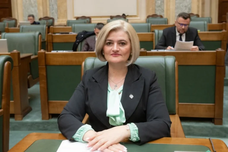 Pesta Porcină Africană sub lupa senatoarei AUR. Luminița Păucean Fernandez cere explicații Ministerului Mediului privind gestionarea populației de mistreți!