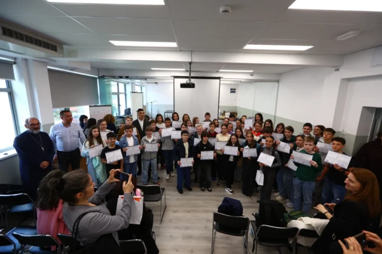 Festivitate de premiere la Colegiul Național „Octavian Goga” din Sibiu: ediția a XVIII-a a proiectului „Caleidoscop Goga”, un succes al creativității și performanței