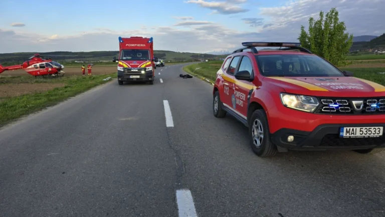 VIDEO Accident la ieșirea din Poplaca: Un motociclist a pierdut controlul vehiculului și s-a izbit de un parapet!
