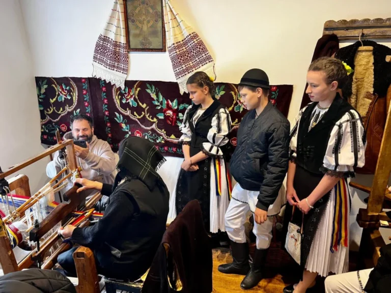 Muzeul Lânii inaugurat la Râul Sadului – o oportunitate de a demonstra avantajele turismului lent