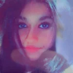 Polițiștii caută o tânără de 14 ani care a plecat de la școală și nu s-a mai întors. Are o aluniță la nivelul buzei superioare!