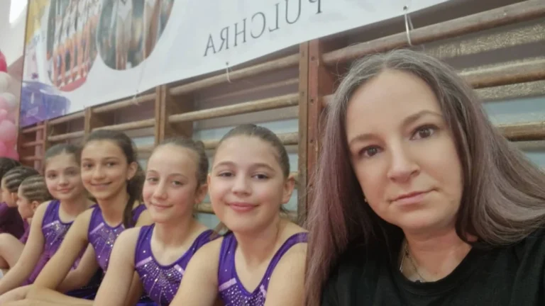Vis împlinit pentru Sibiul sportiv: 65 de medalii la Cupa „Simona Păuca” pentru Kids Acro Dance Sibiu