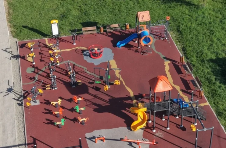 Un loc al bucuriei pentru cei mici – Parcul de la Grădinița Șeica Mare, modernizat de administrația locală