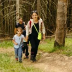 „Duminică în Familie”, o nouă experiență Anii Drumeției pentru copii și părinți, la Rășinari