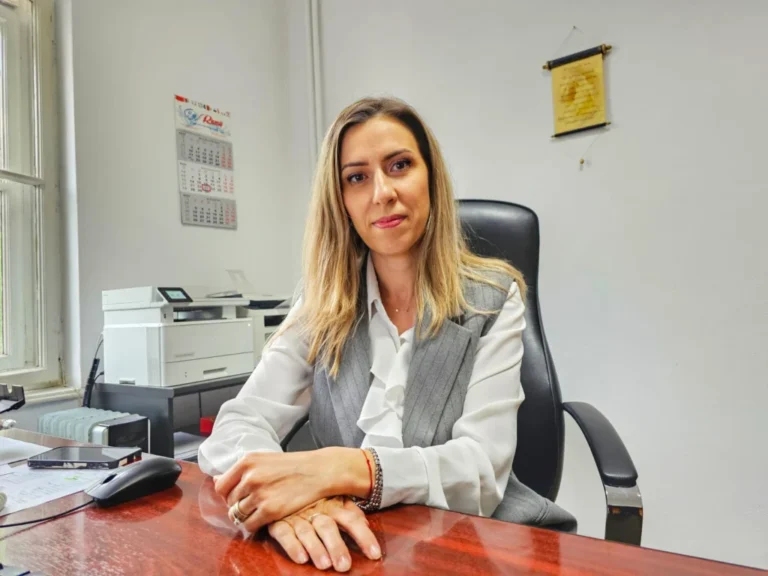 Ziua Internațională a Asistentului Medical, marcată la Sibiu: „Asistenții sunt cei care aud cel mai des șoapta «mi-e frică»”