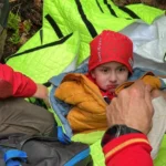 Starea de sănătate a copilului găsit la Sebeșu de Jos. Micuțul va fi internat la Spitalul de Pediatrie din Sibiu!