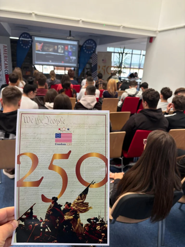 Biblioteca ASTRA Sibiu a găzduit evenimentul „Freedom 250”, dedicat valorilor democrației americane