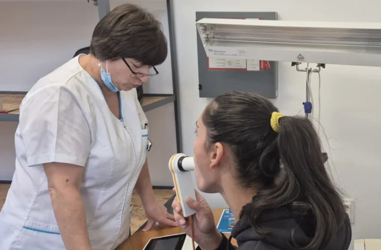 Spirometrii gratuite la Blăjel, în cadrul campaniei antifumat „Respiră liber”