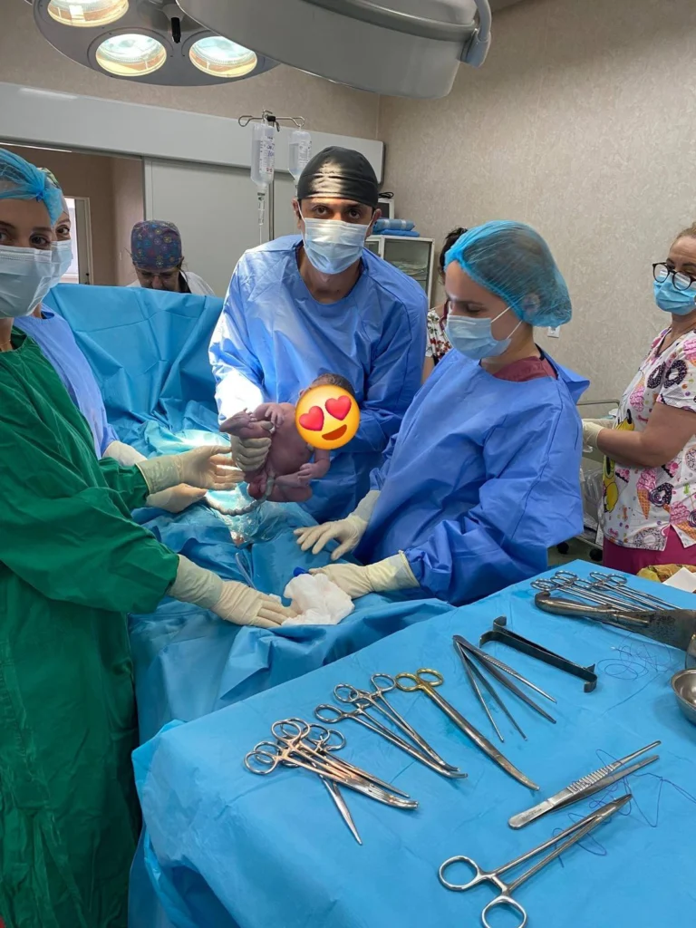 Un copil a venit pe lume azi noapte la Spitalul Clinic Județean de Urgență Sibiu. Medicii transmit recomandări pentru viitoarele mame