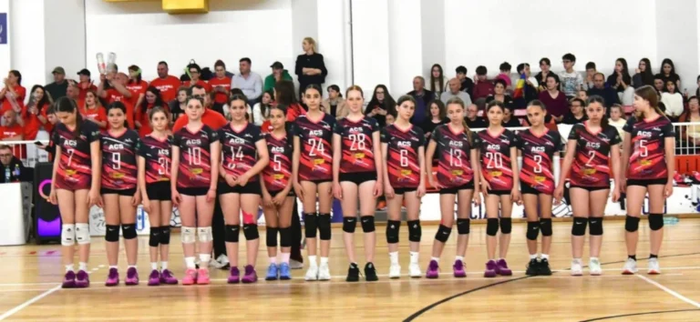 ACS Champions Casa Frieda Sibiu s-a calificat în semifinalele Campionatului Național U13