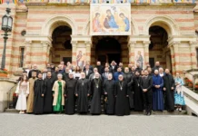 Promoția 2012-2016 a Facultății de Teologie Ortodoxă din Sibiu s-a reunit la 10 ani de la absolvire Absolvenții promoției 2012-2016 a Facultății de Teologie Ortodoxă din Sibiu reuniți la aniversarea a 10 ani