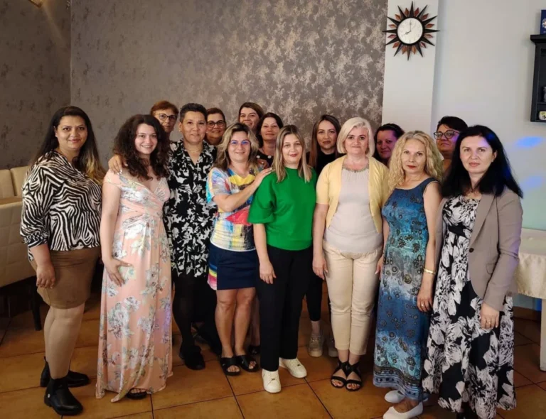 Organizația de Femei AUR Mediaș își consolidează activitatea. Senatorul Luminița Păucean Fernandes: „Creștem prin implicare, învingem prin unitate”