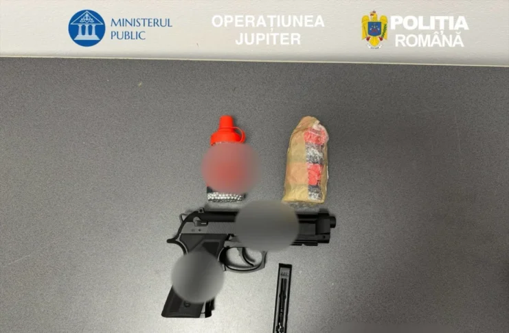 Tânăr din Miercurea Sibiului, cercetat după ce polițiștii au găsit la el o armă de tir sportiv deținută ilegal