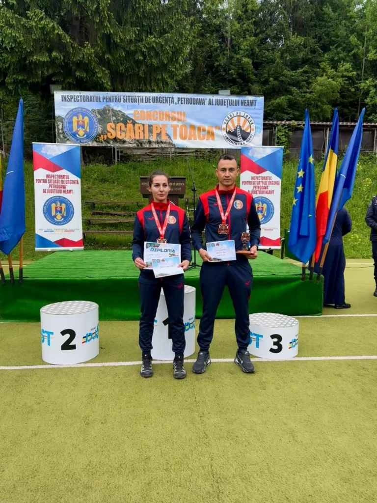 Pompierii sibieni, rezultate remarcabile la competiția „Scări pe Toaca” din Masivul Ceahlău
