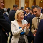 Senatoarea Ruxandra Cibu Deaconu anunță proiectul de lege care permite însoțitor la naștere
