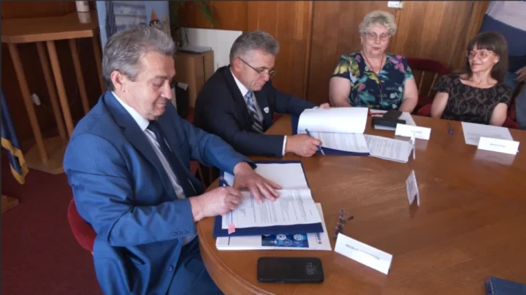 Mediaș investește în transportul public: depou nou, troleibuze electrice și 17 stații moderne, cu finanțare europeană de aproape 38 de milioane de lei