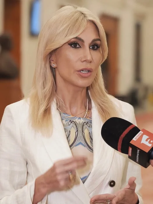 Raluca Turcan critică posibilitatea intrării AUR la guvernare și cere reluarea consultărilor politice